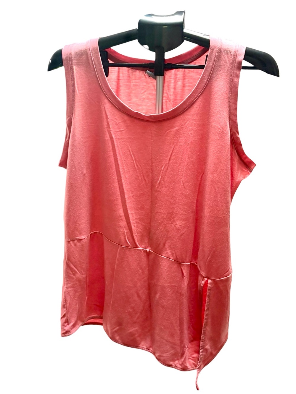 Columbia Women’s Coral Sleeveless Scoop Neck Top, L